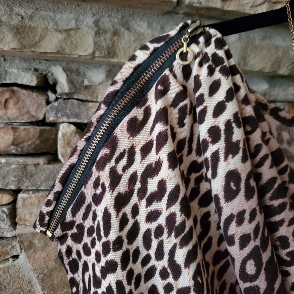 Nwot/Swool Leopard  zipper detail Dress - Picture 3 of 6